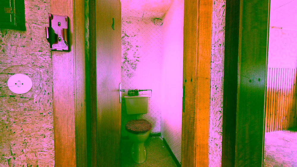 Bungalow für Handwerker und kreative Köpfe - Gäste-WC