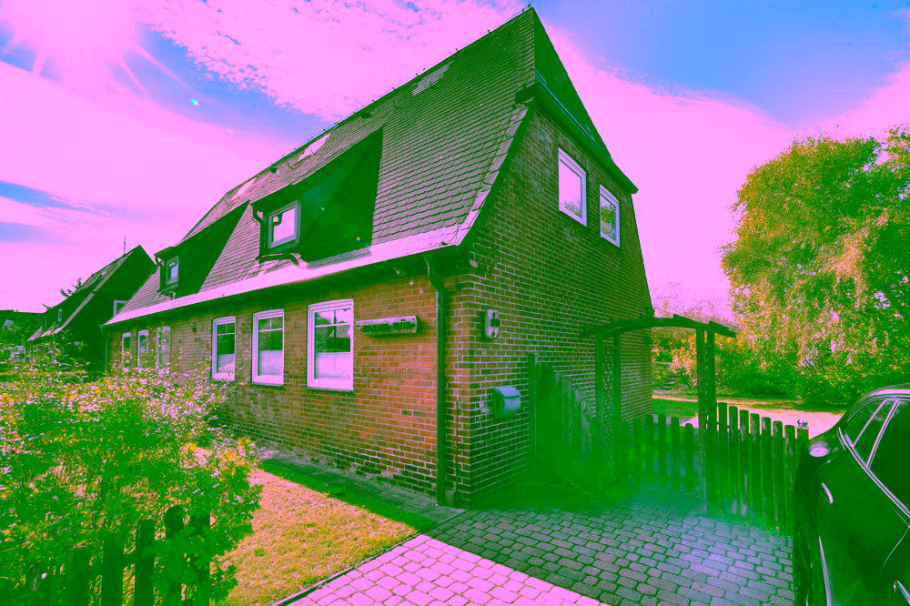 "Plyck-Hüs" – Charmantes Küstendomizil im Süden Sylts - Hauptansicht