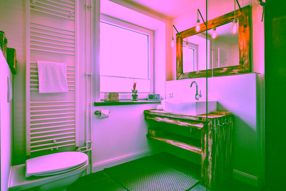 "Plyck-Hüs" – Charmantes Küstendomizil im Süden Sylts - Badezimmer EG