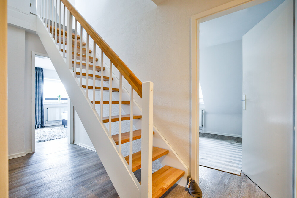 "Plyck-Hüs" – Charmantes Küstendomizil im Süden Sylts - Flur OG