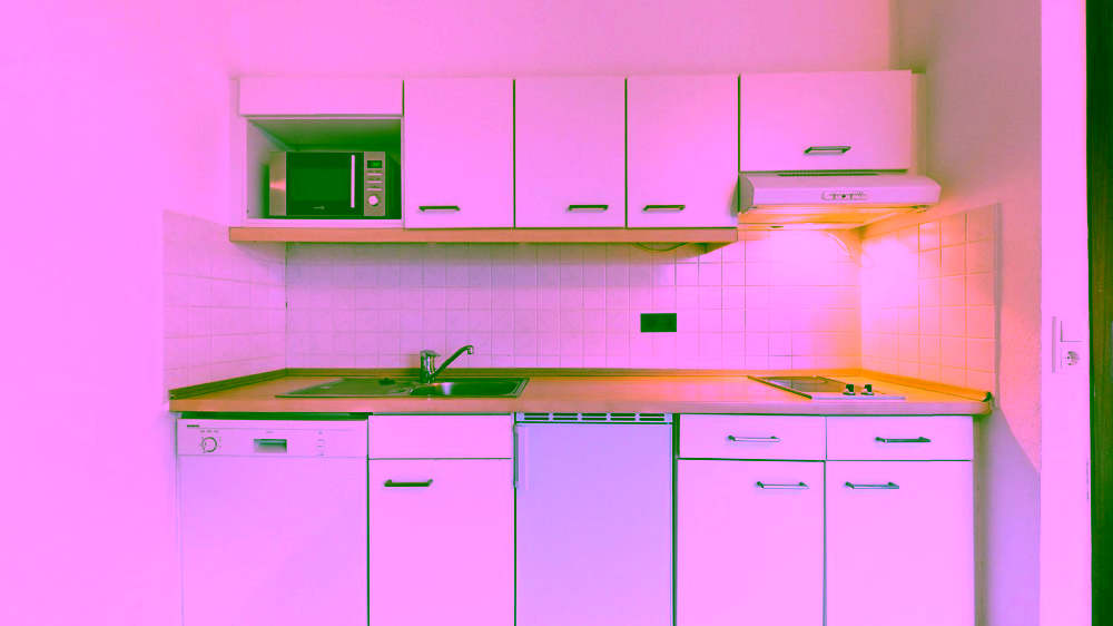 Helle 2-Zimmer-Wohnung mit Balkon und Westausrichtung – Ihr neues Zuhause wartet! - Küchenzeile