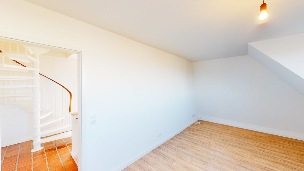 Renovierte Doppelhaushälfte mit Garten – zentral gelegen auf Sylt - Bild