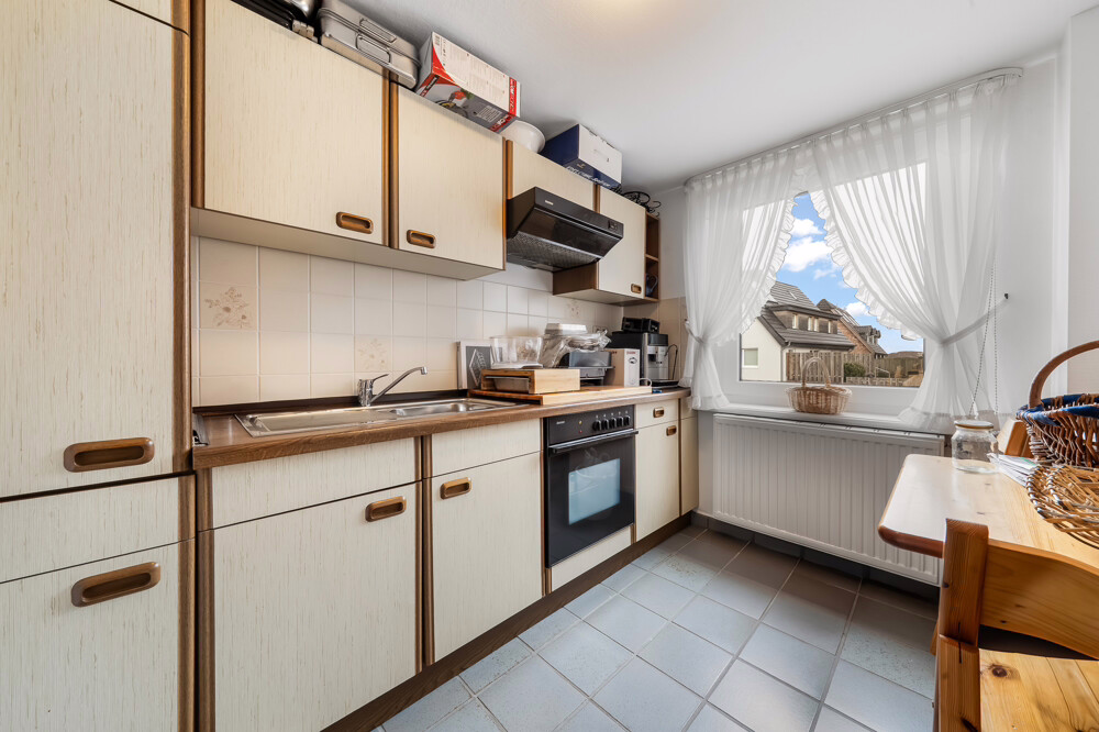 Kleine Küche am Eingangsbereich