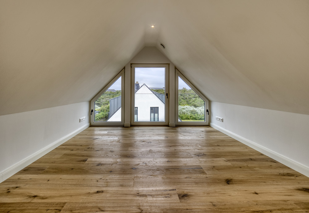 Strandnah, exklusiv und großzügig – Neubauhaushälfte in ruhiger Lage von Rantum - Geräumiges Dachgeschoss