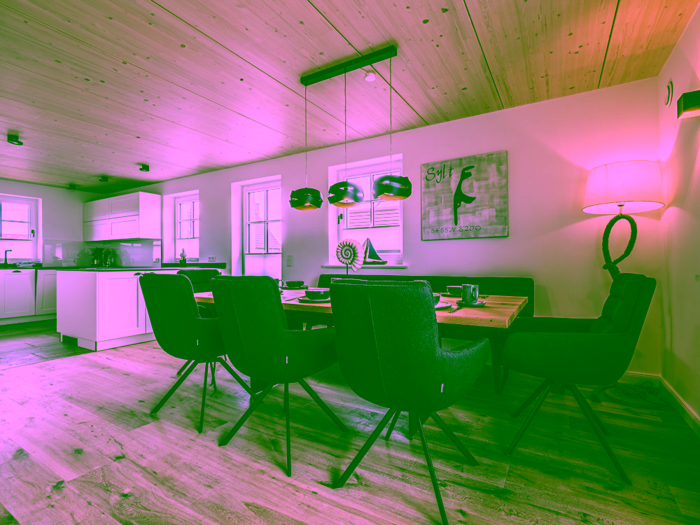 Strandnah, exklusiv und großzügig – Neubauhaushälfte in ruhiger Lage von Rantum - Blick auf den Essbereich