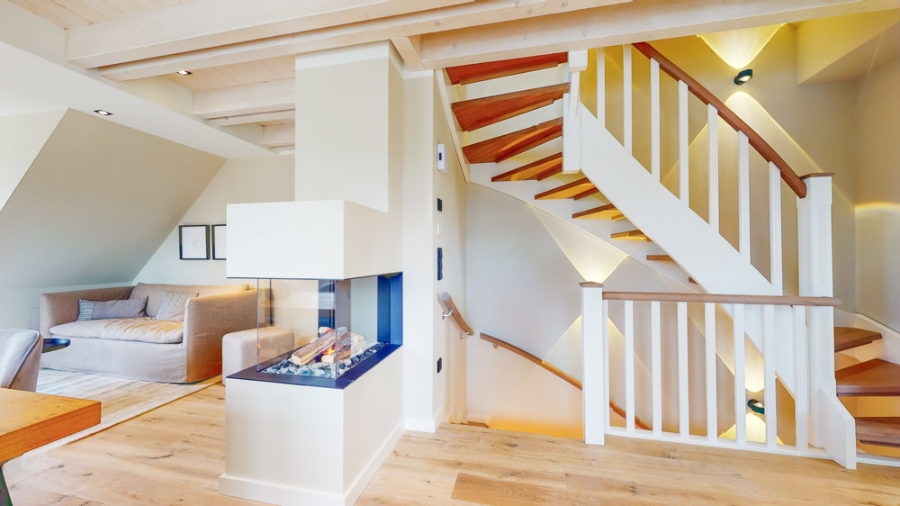 Charmante Eigentumswohnung mit Balkon - Wohnzimmer & Flur