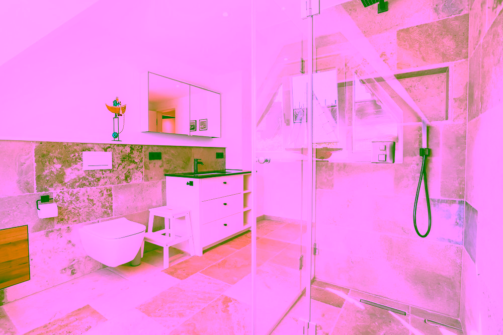 Wahrzeichen im Blick – Stilvolles Wohnen mit Nordseepanorama - Badezimmer im OG