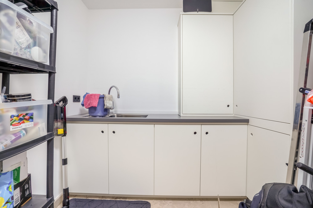 Wahrzeichen im Blick – Stilvolles Wohnen mit Nordseepanorama - Hauswirtschaftsraum