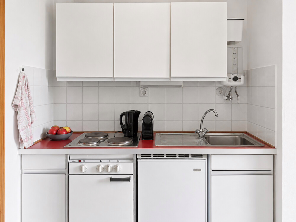 Sylt-Einstieg leicht gemacht – gepflegtes Appartement mit schönem Außenbereich - Küchenzeile