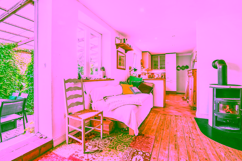 "Weiße Siedlung" - Endhaus mit Ausbaupotenzial in Strandnähe - Wohnzimmer EG