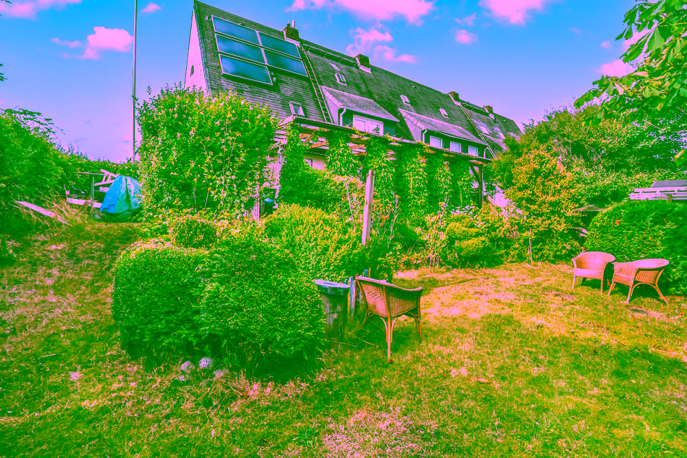 "Weiße Siedlung" - Endhaus mit Ausbaupotenzial in Strandnähe - Garten