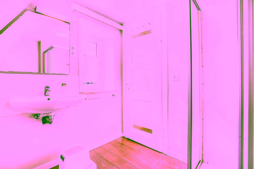 "Weiße Siedlung" - Endhaus mit Ausbaupotenzial in Strandnähe - Bild