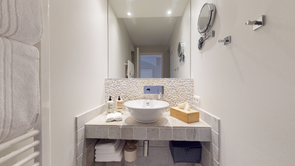 Hochwertige Kapitalanlage in exklusiver Lage im Aparthotel am Leuchtturm - Badezimmer