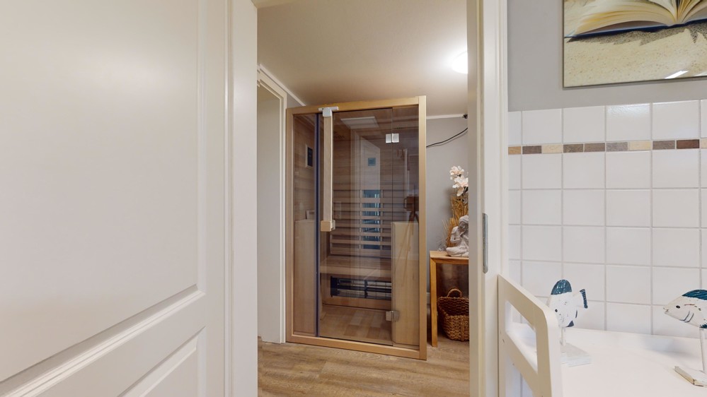 Großzügige Wohnung direkt am Badestrand - Sauna