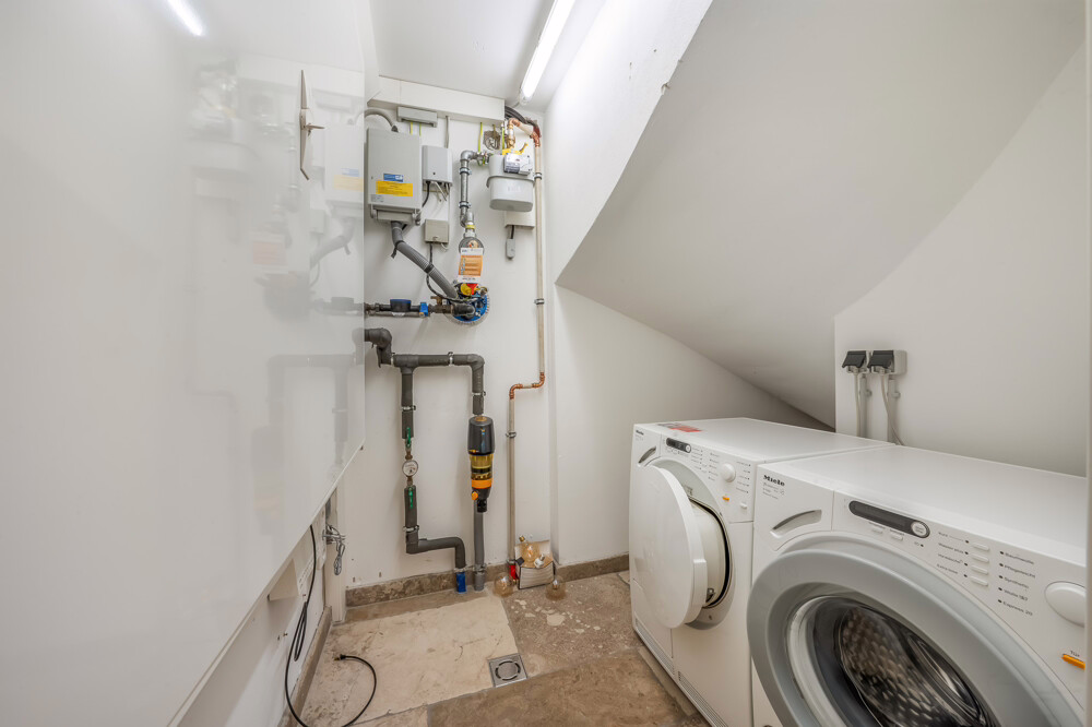 Klein wohnen, groß leben – Einzelhaus mit großzügigem Garten für Gewerbetreibende & Freiberufler - Hauswirtschaftsraum