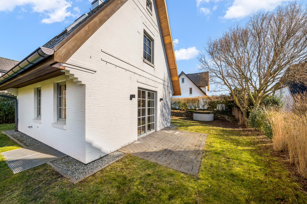 Klein wohnen, groß leben – Einzelhaus mit großzügigem Garten für Gewerbetreibende & Freiberufler - Außenaufnahme