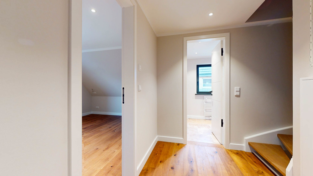 Hochwertige Neubauwohnung in strandnaher Lage mit Südbalkon - Flur