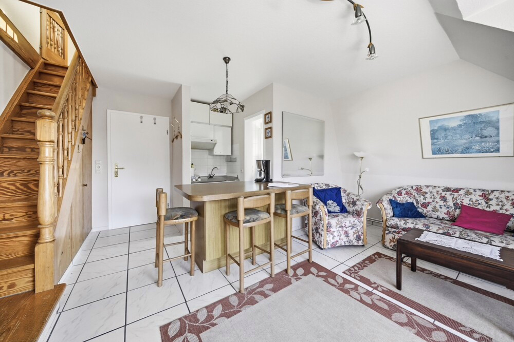 Helle 2-Zimmer-Wohnung mit Balkon in Südausrichtung – Ihr neues Zuhause wartet - Wohnzimmer